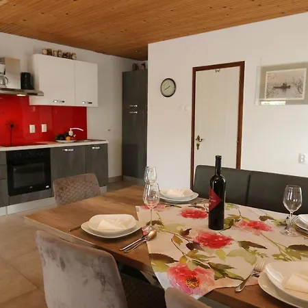 House Zbasnik *